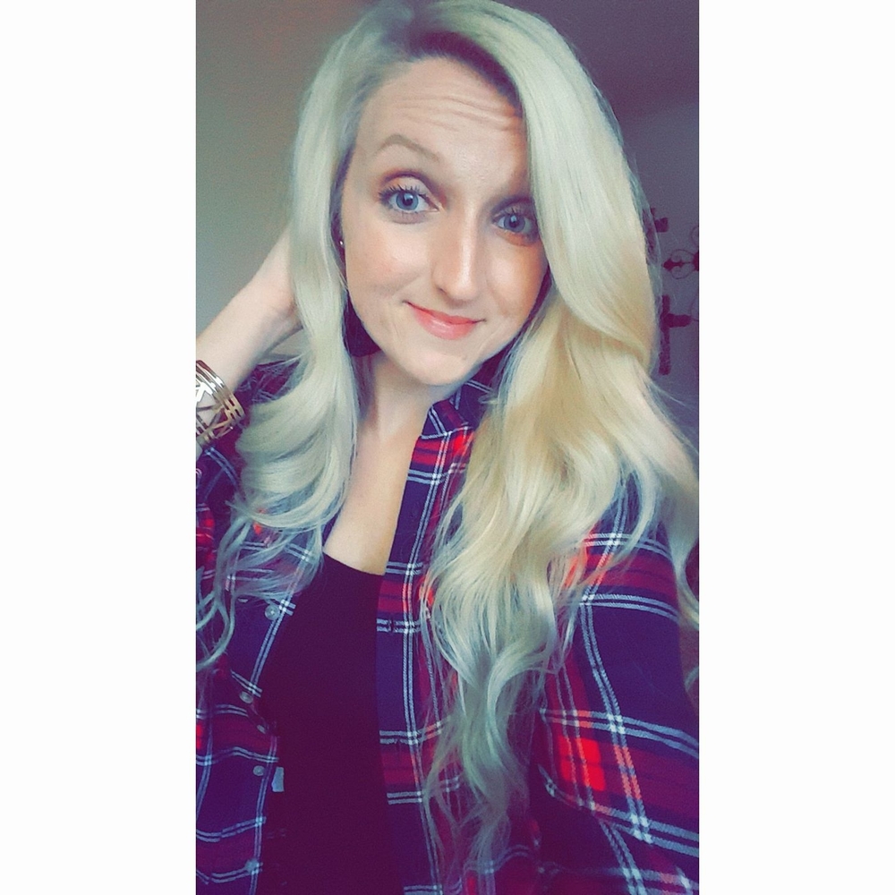 Meet your Posher, Courtney